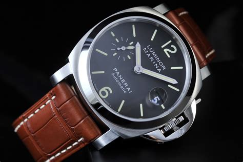 panerai watch pam 048 40mm|Panerai luminor dial colors.